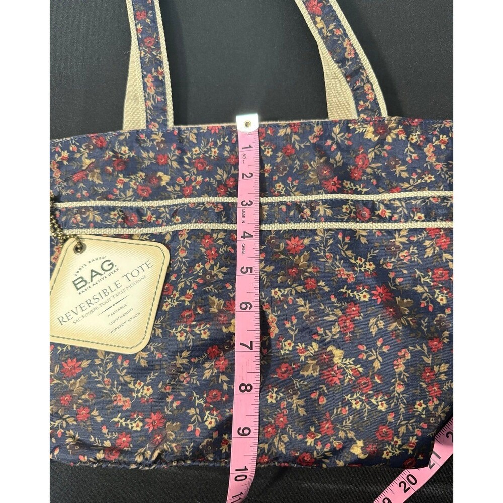 Eddie Bauer Womens Reversible Tote bag Lightweight Navy Blue Floral NWT - Picture 4 of 12